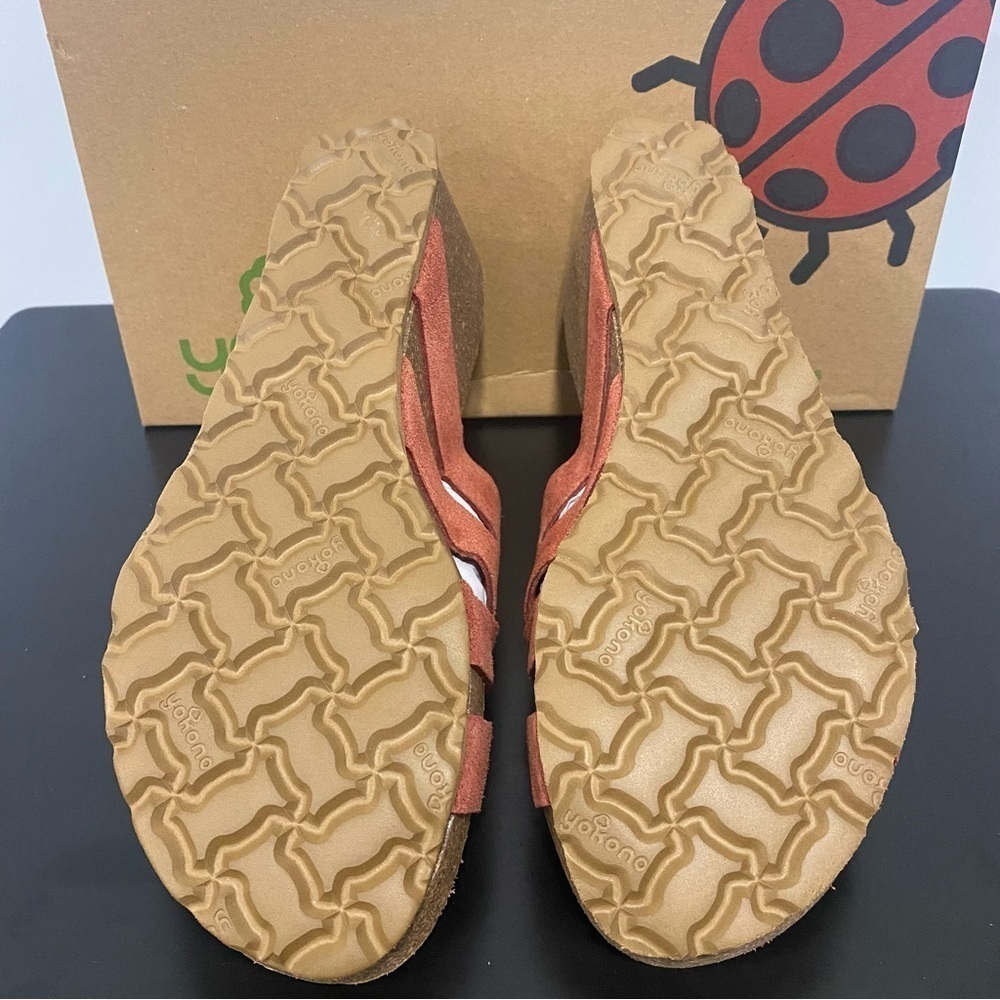 YOKONO Women’s Canela Suede Cross Band Padded Wedge Sandals Brick Size 9 - Picture 4 of 6